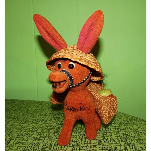 Vintage Fuzzy Flocked Donkey Carrying Salt & Pepper Shakers Puerto Rico Souvenir - Picture 7 of 13
